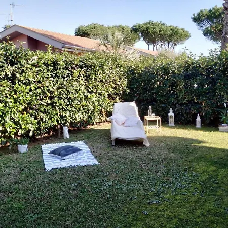 Cucy - Villino In Villa